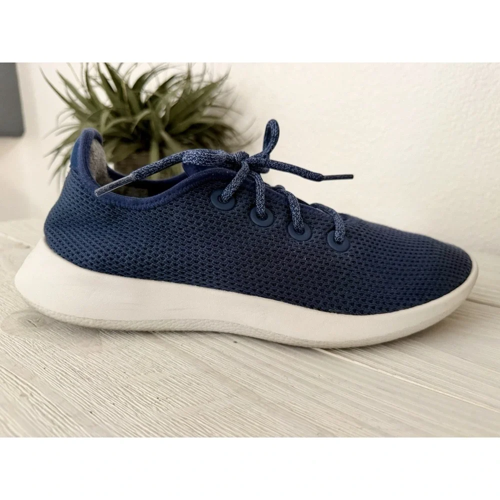 Allbirds Mens Tree Runner Size 10 Blue Sneaker Shoes Casual Comfort Eco Friendly